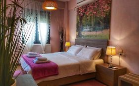 Vaso`s Garden Apartments